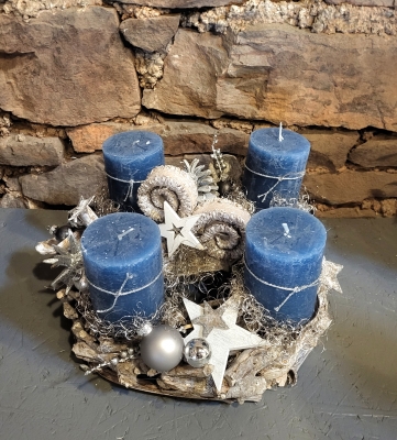 Adventskranz blau silber