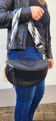 Handtasche schwarz