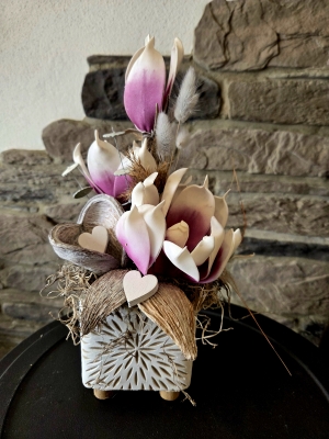 Kleines Gesteck Magnolie, pink