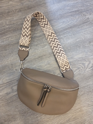 Handtasche, breiter Gurt - taupe