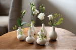 Wei�e Perlenvase 